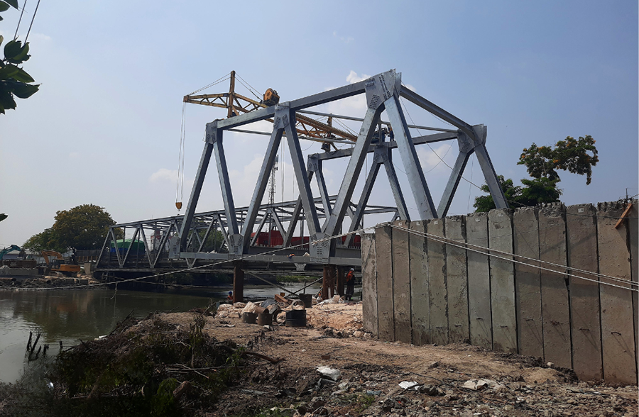 Duplikasi Jembatan Manyar Penyangga Kawasan Industri Gresik